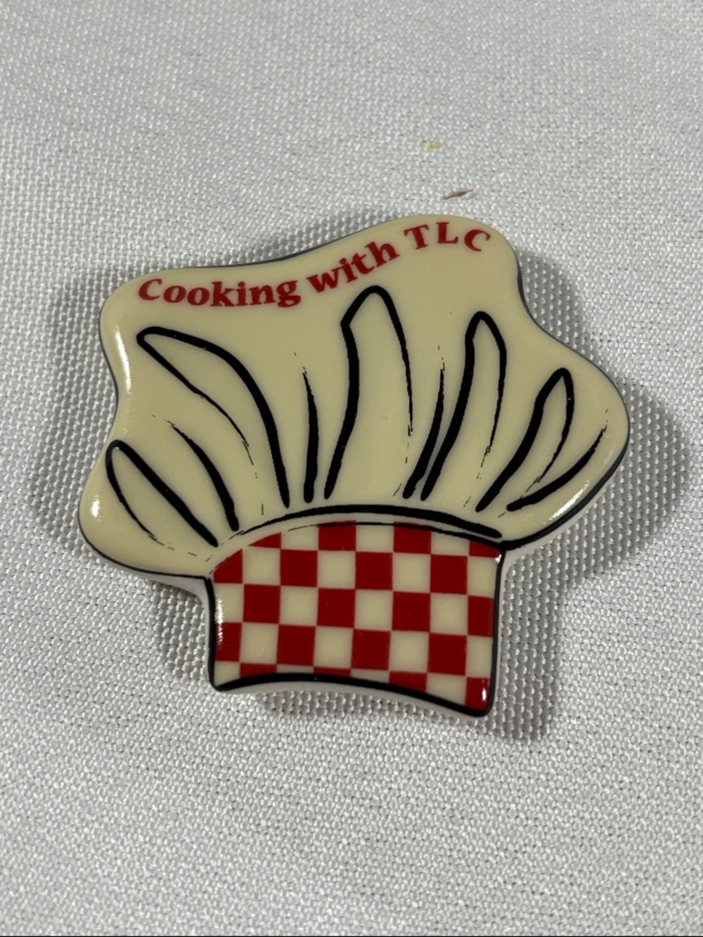 Longaberger Cooking with TLC Chef Hat Tie-on - Cream & Red